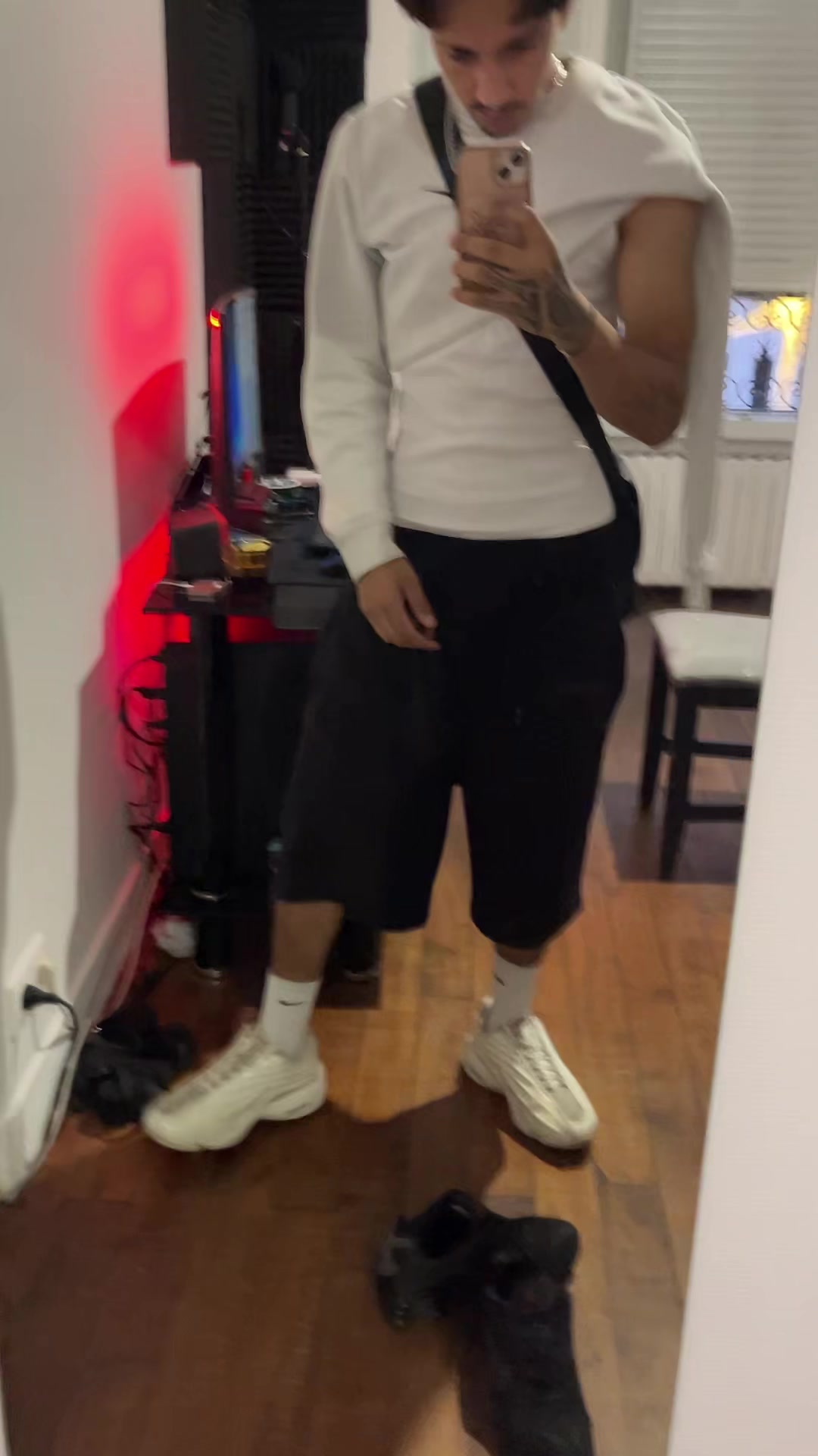 @E N V Y