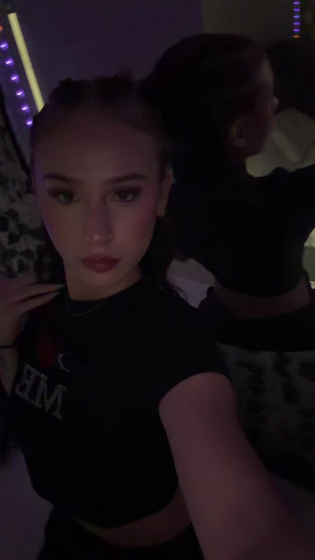 @avanextdoooor