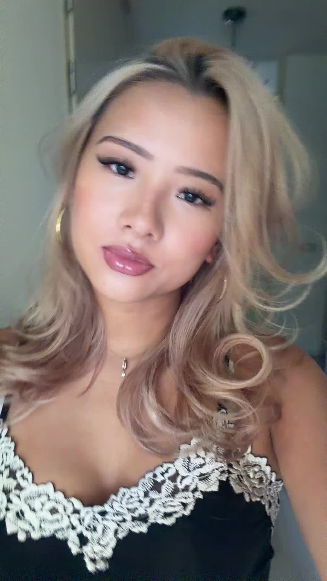 @u
