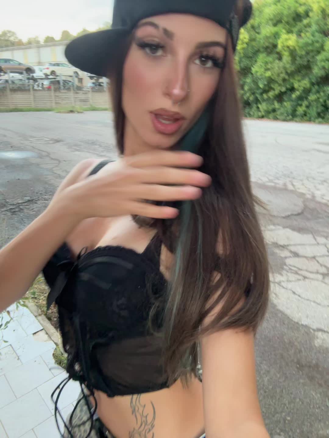 @noee