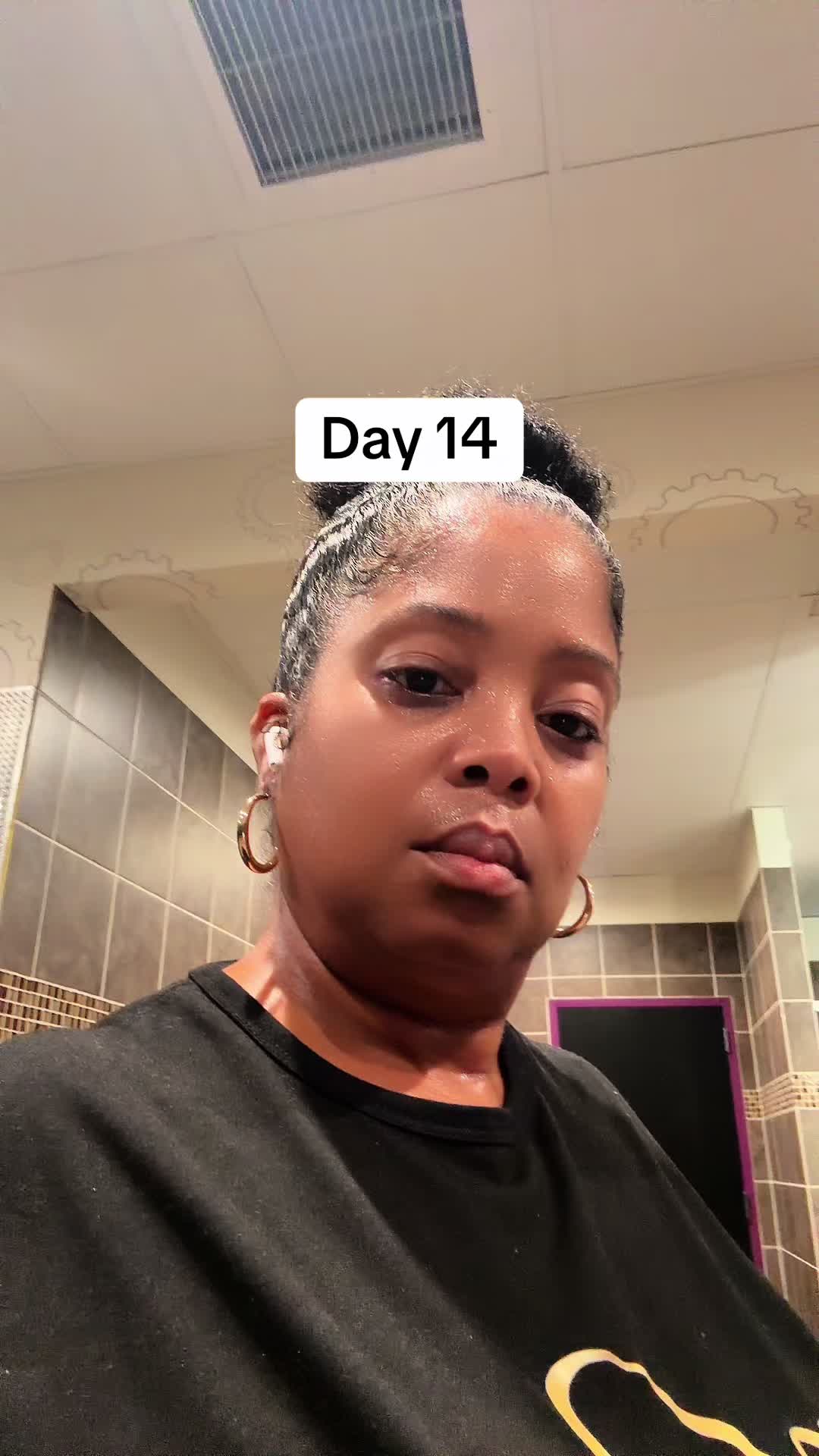 @taraunlocked