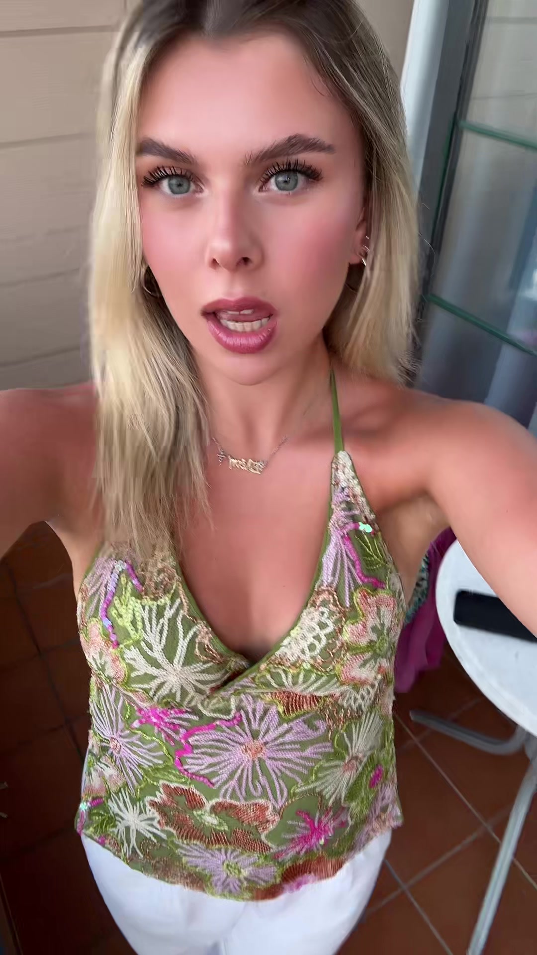 @elena
