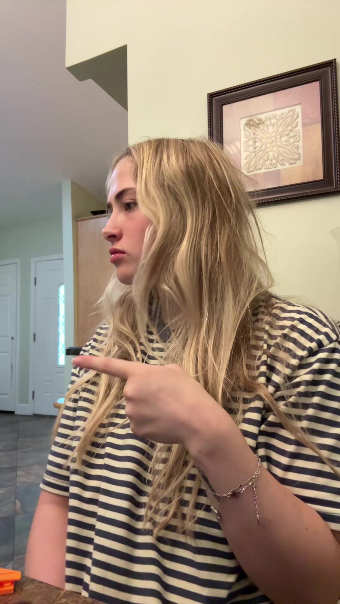 @j