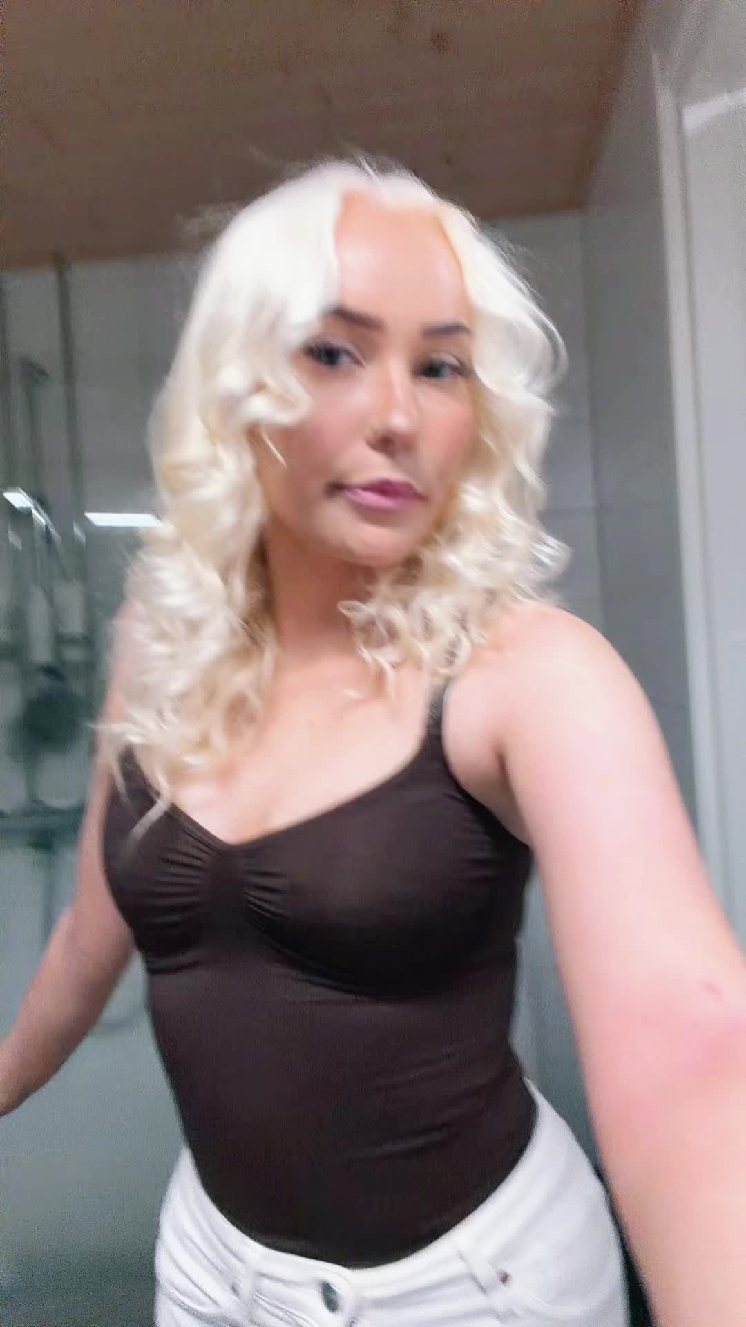 @julia🍸🤍