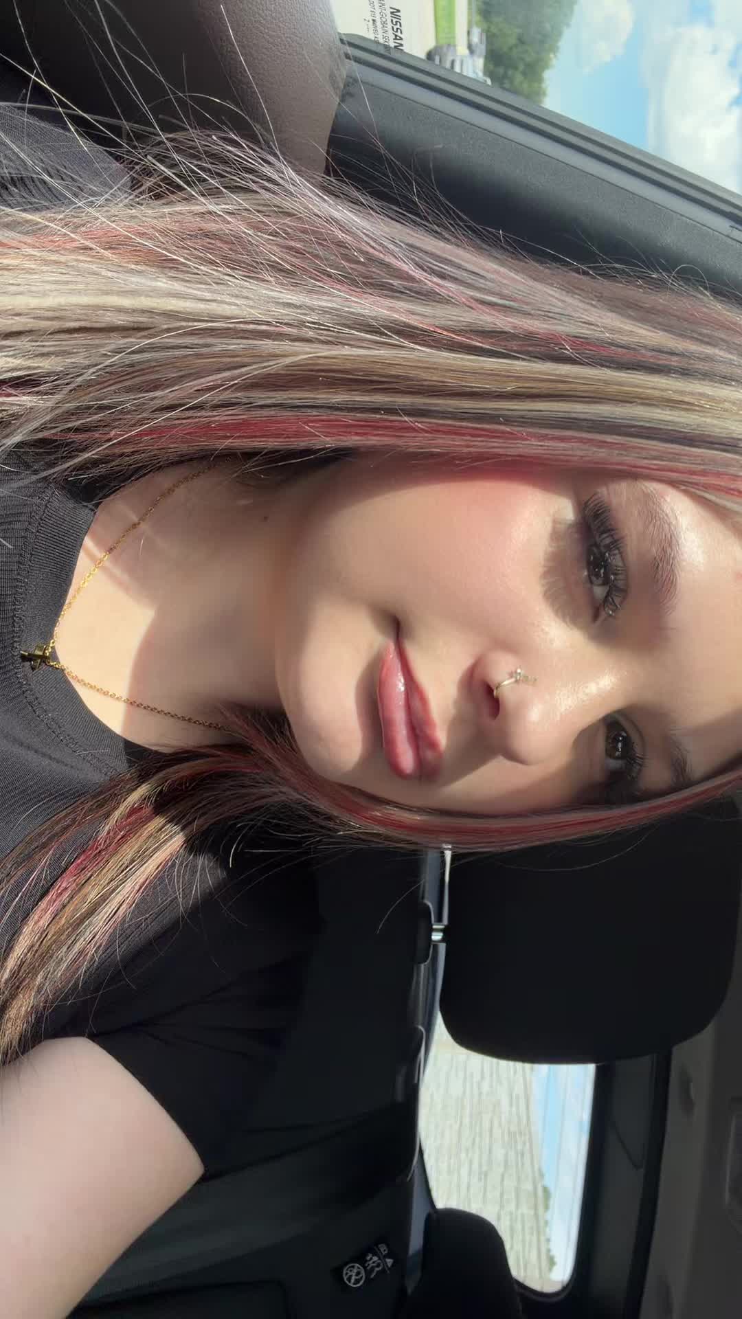 @Raelynnnnnn 💋🙈🌺