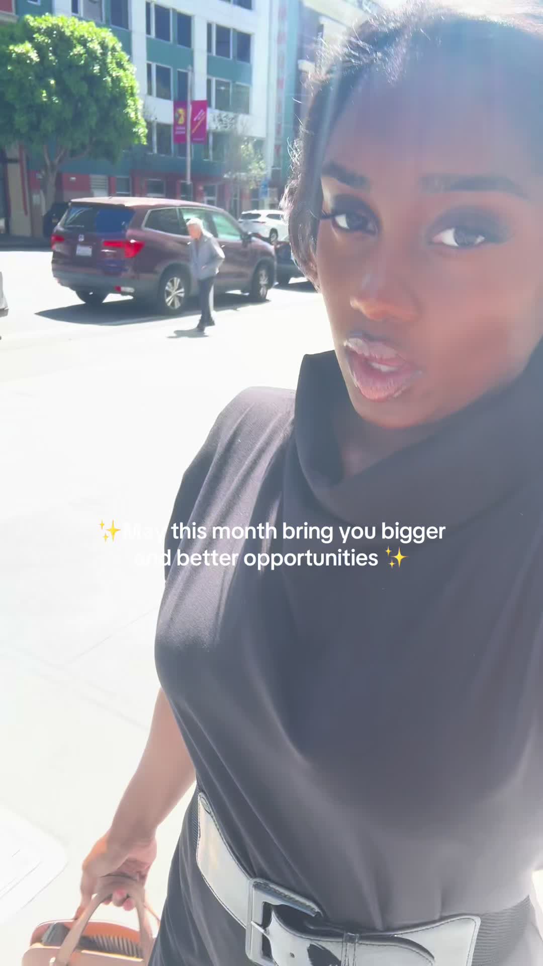 @Laylah Vital | Business