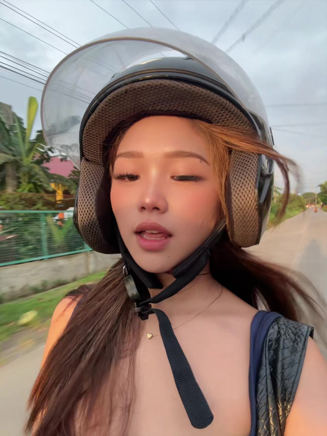 @yanyan.