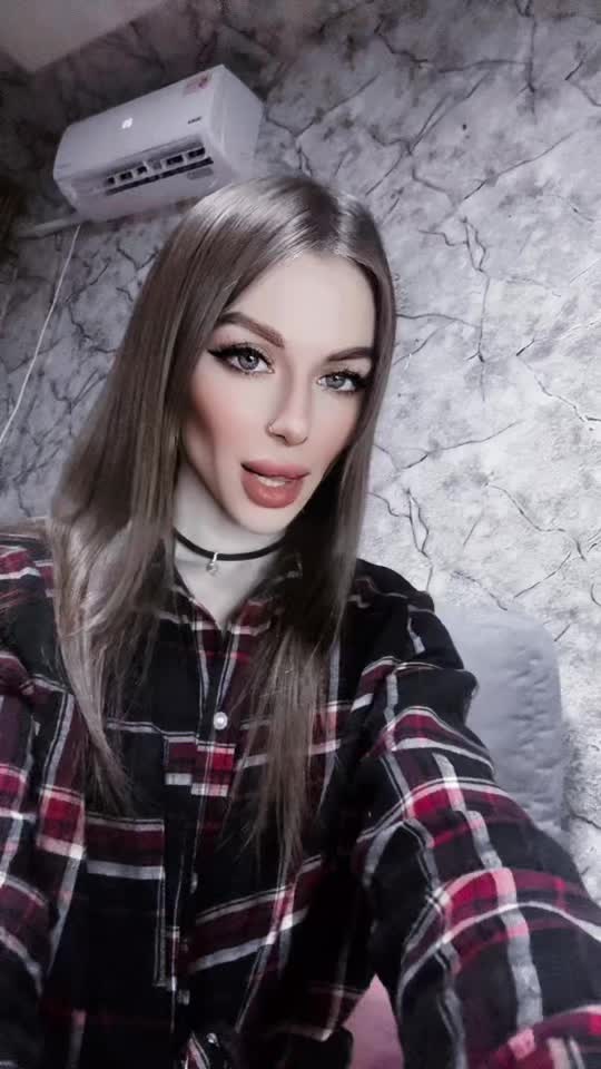@_missmia___