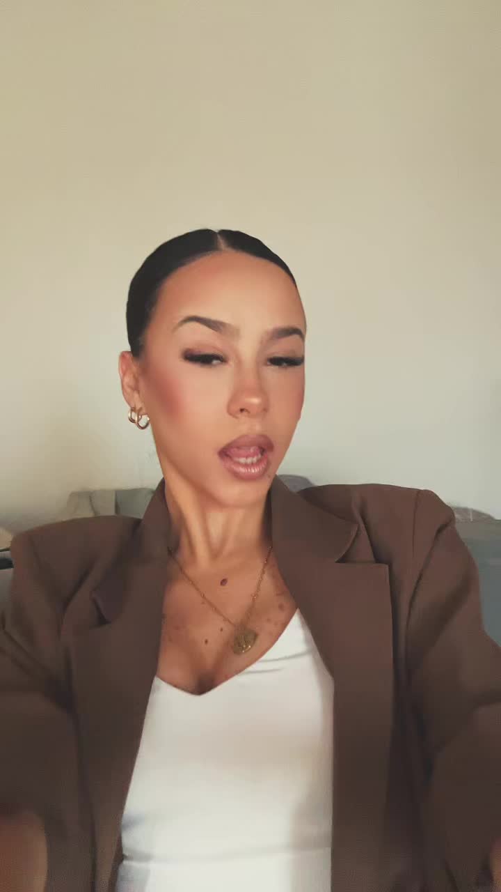 @macaareena18_