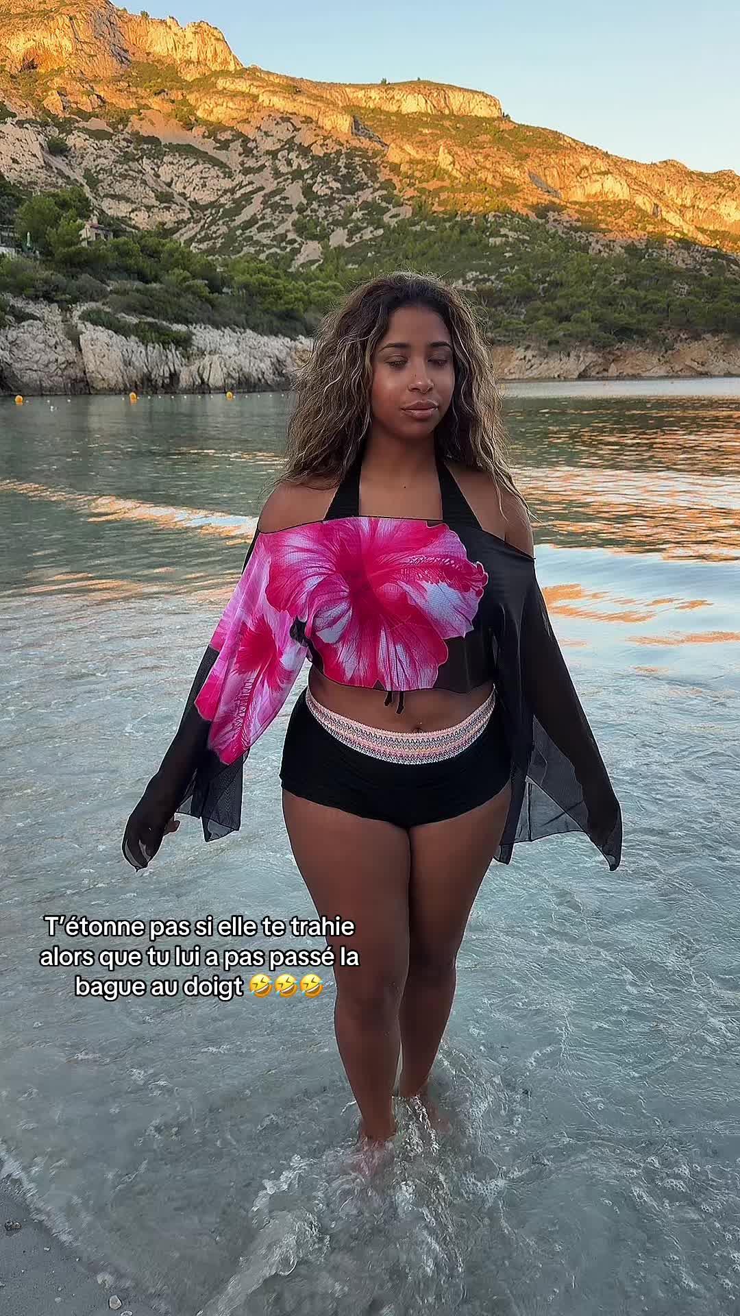 @Madame.R