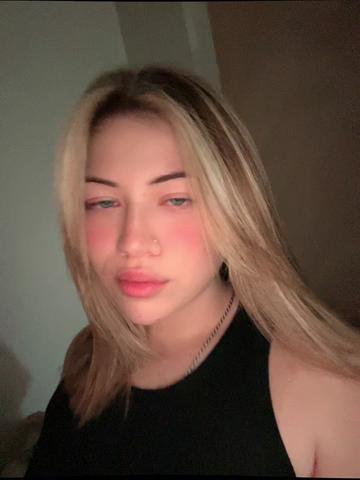 @𝘪𝘳𝘦𝘯𝘦❄️👀