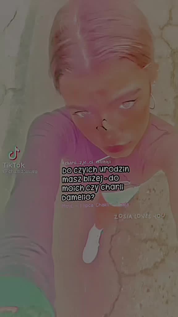 @•°•Kocham Charli•°•