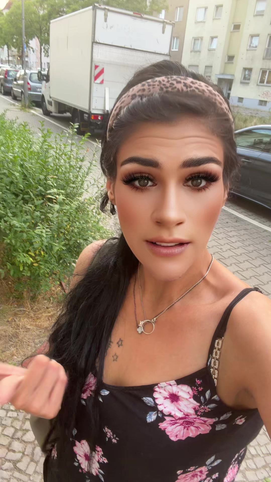 @Christiane ihr  bebi❤️