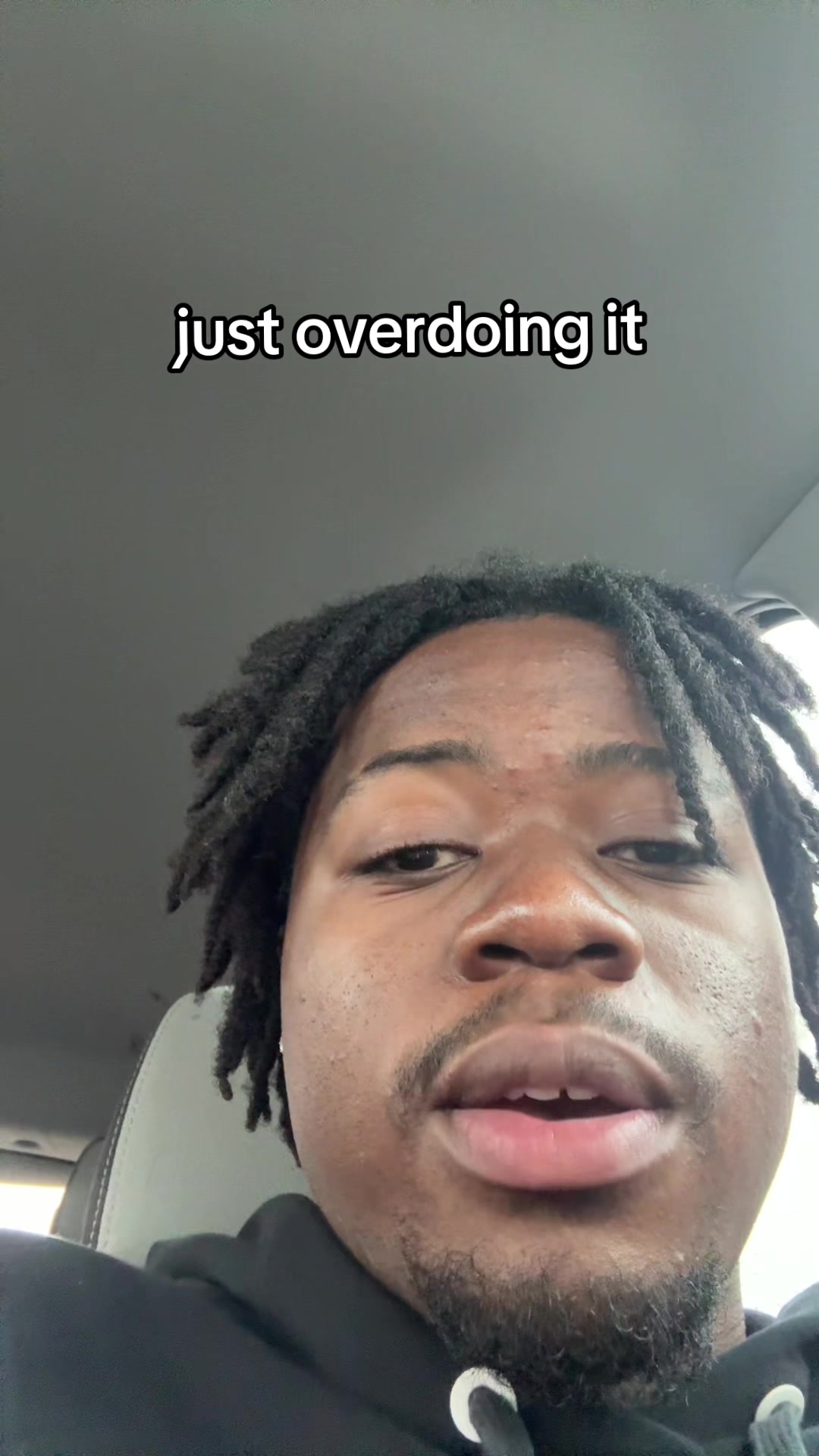 @moyoezzy