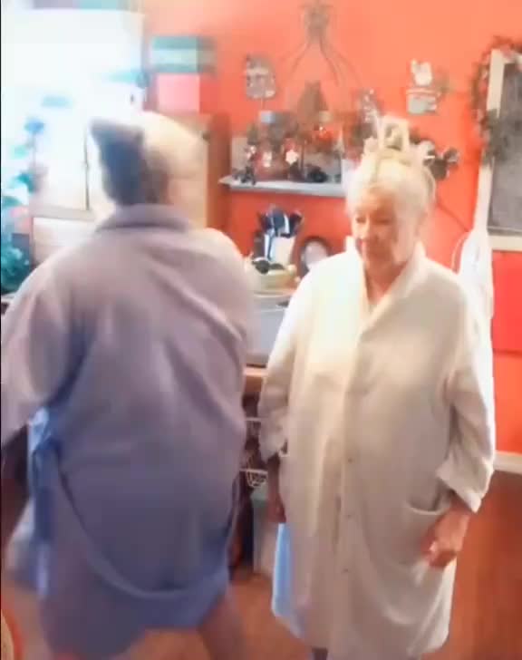 @Valentina