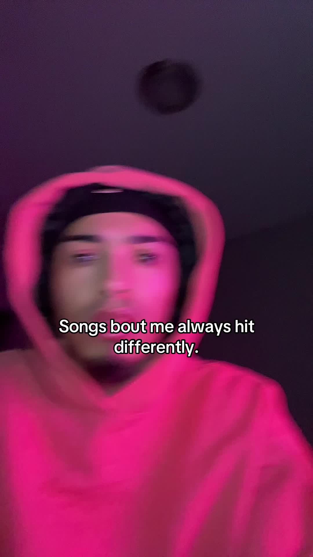 @￼