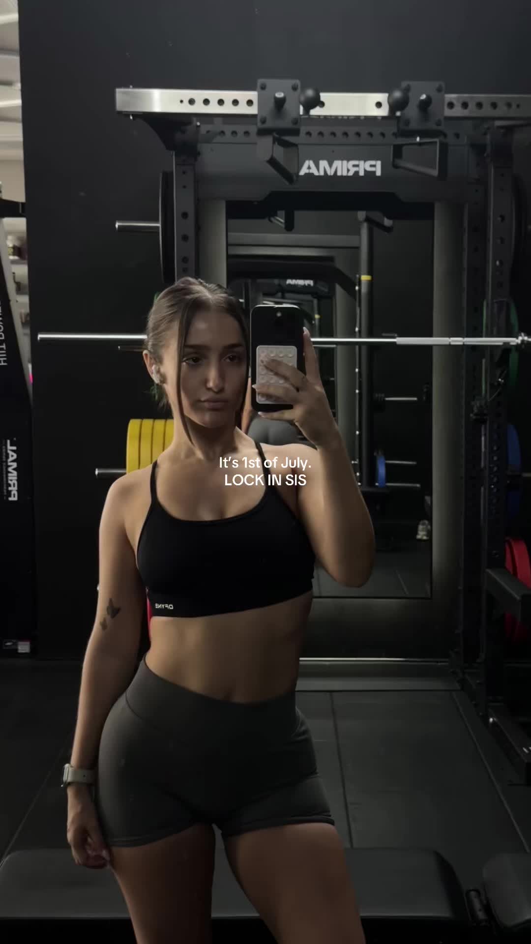 @Luccii