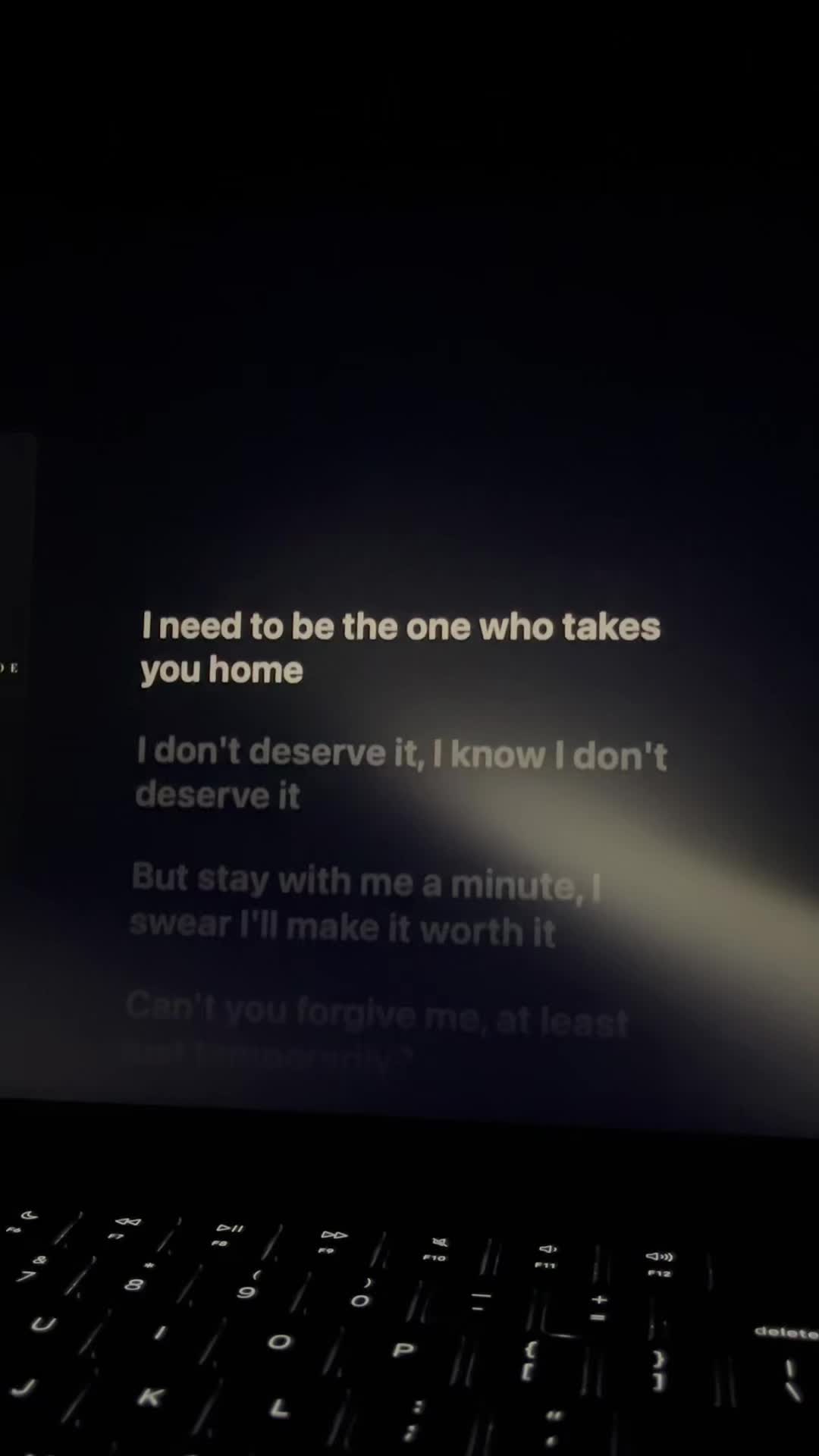 @🎧