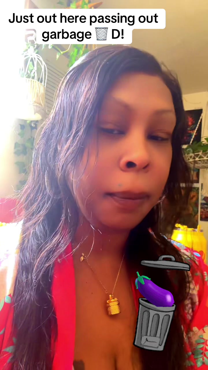 @Nikki