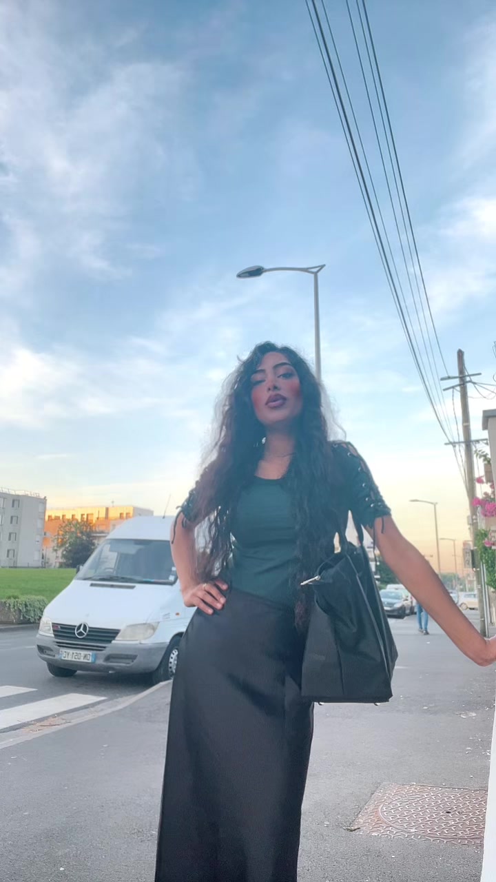 @Anishba 🌺🤍