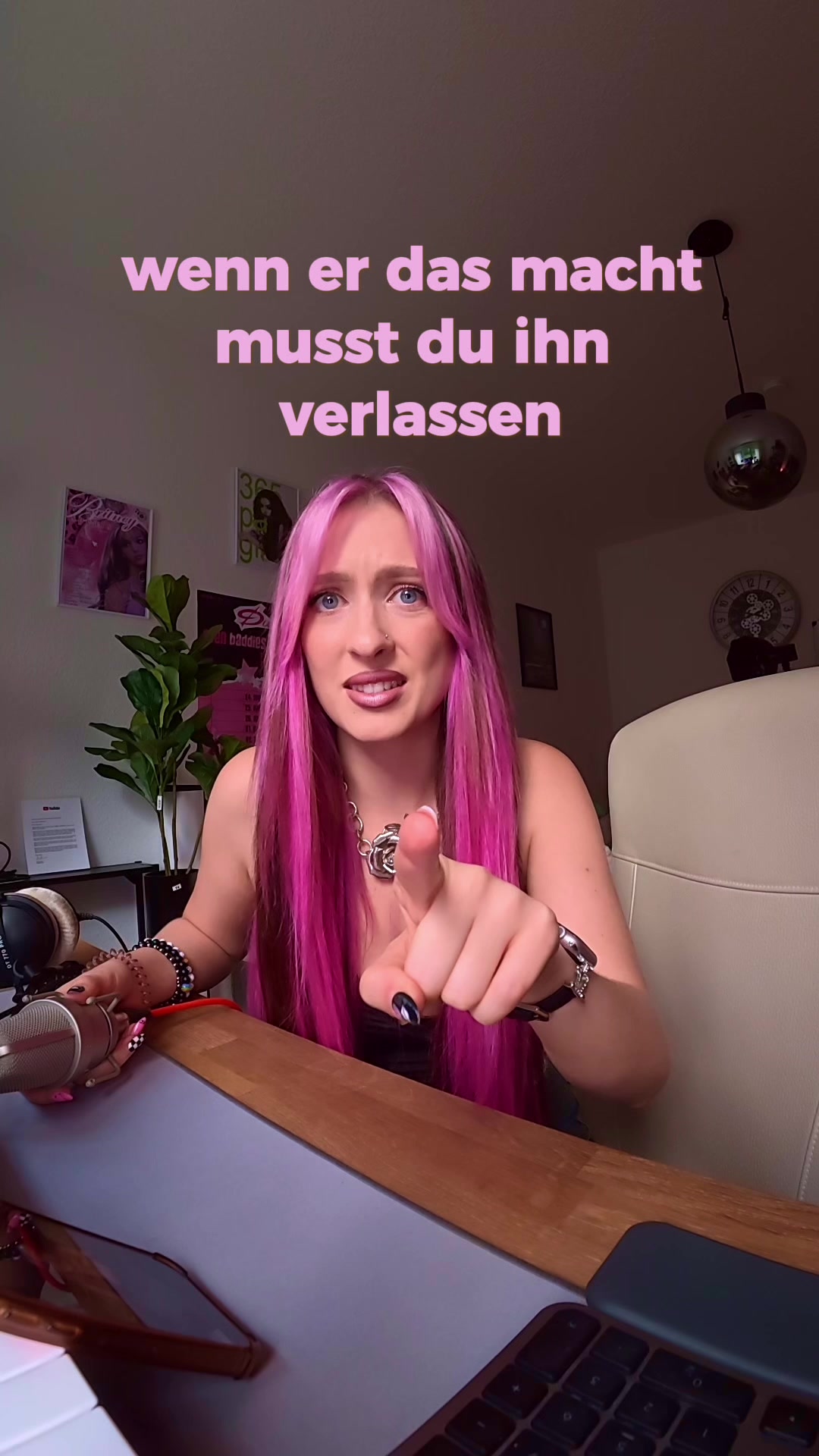 @Dueja