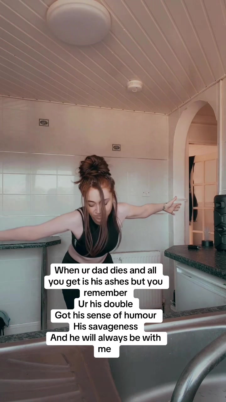 @Ashlyx