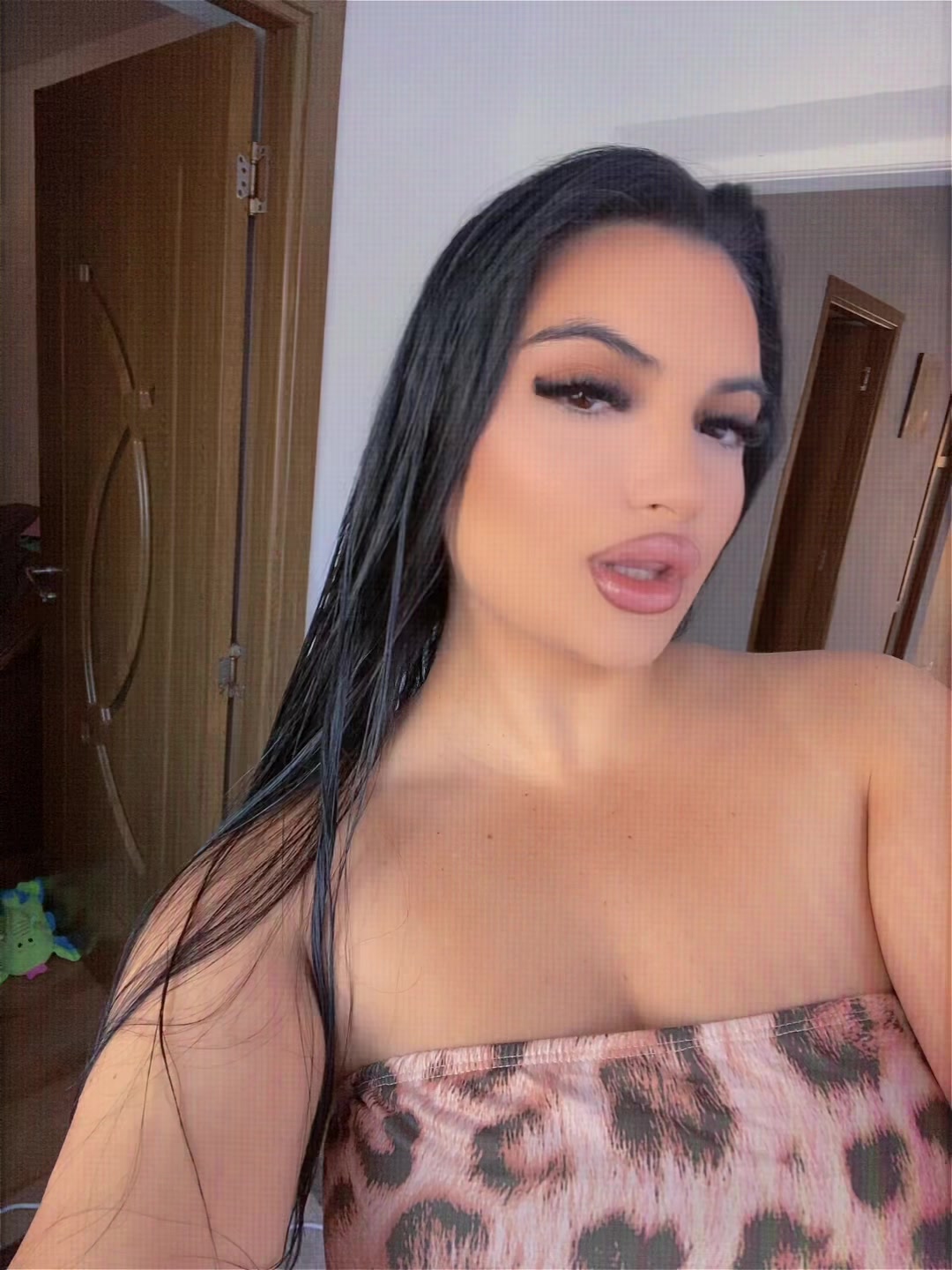 @🖤
