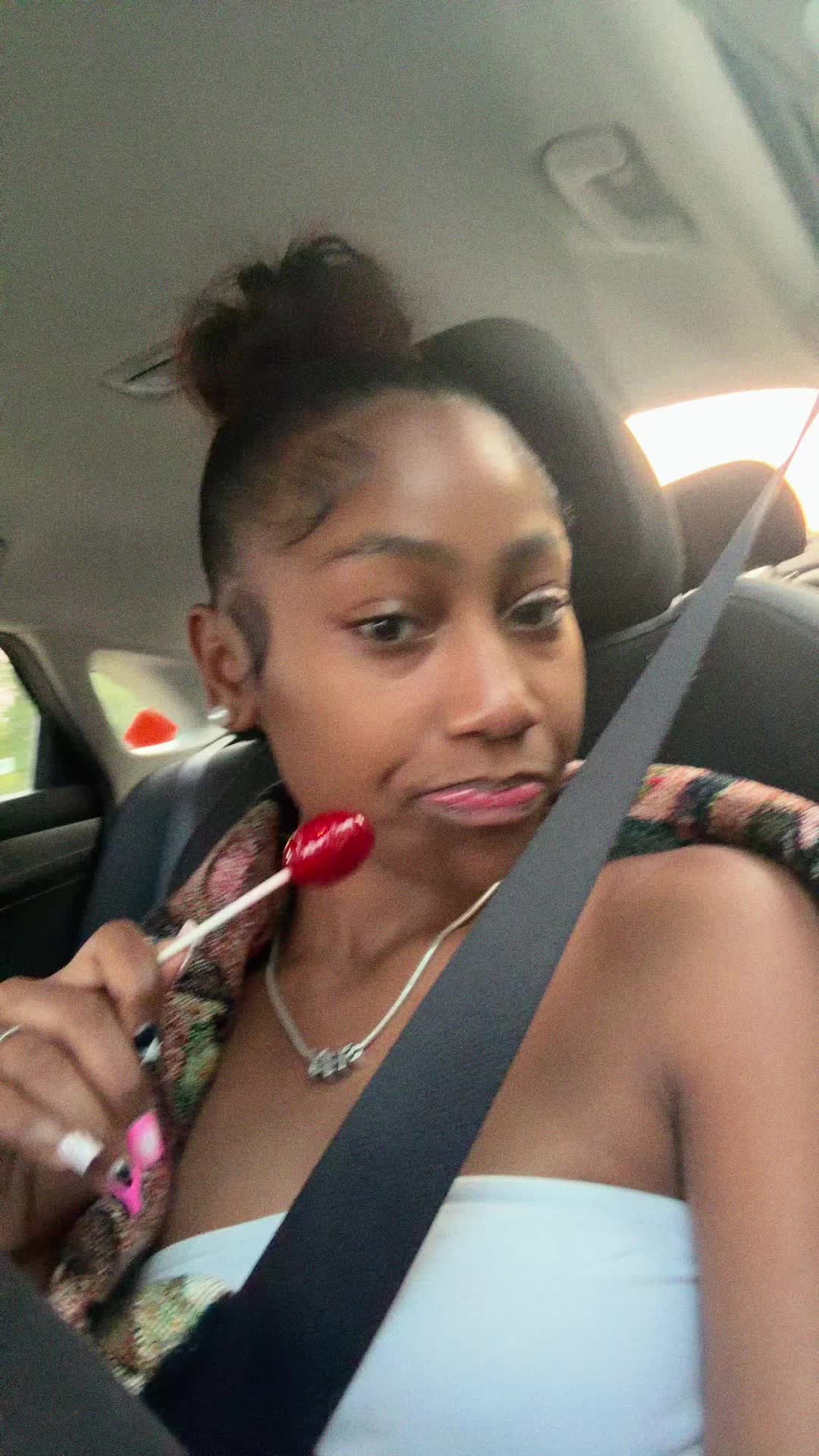 @shaywoppp🎀 || WIG INFLUENCER
