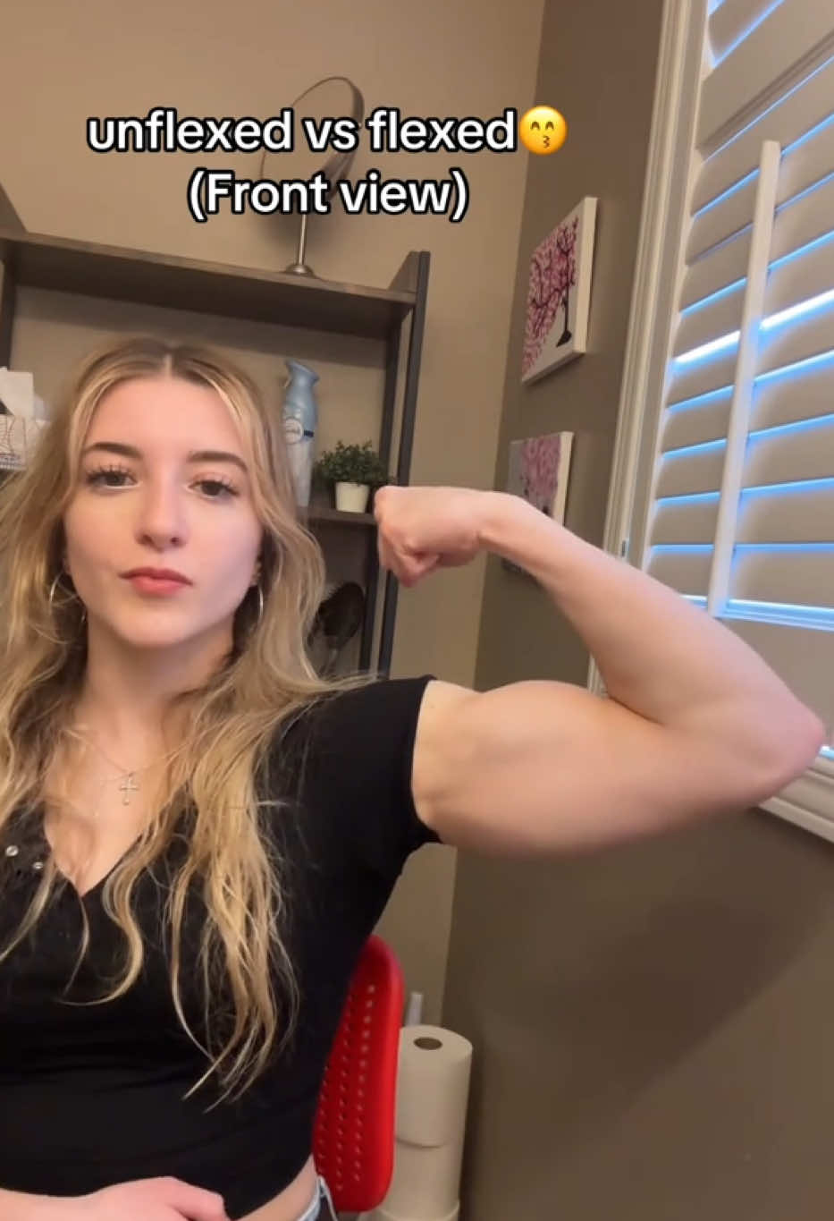 @Girls Biceps