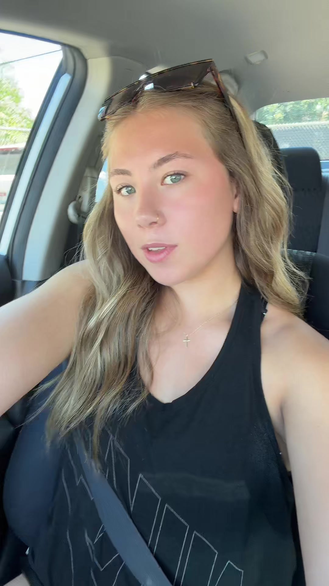 @T🐆🥂