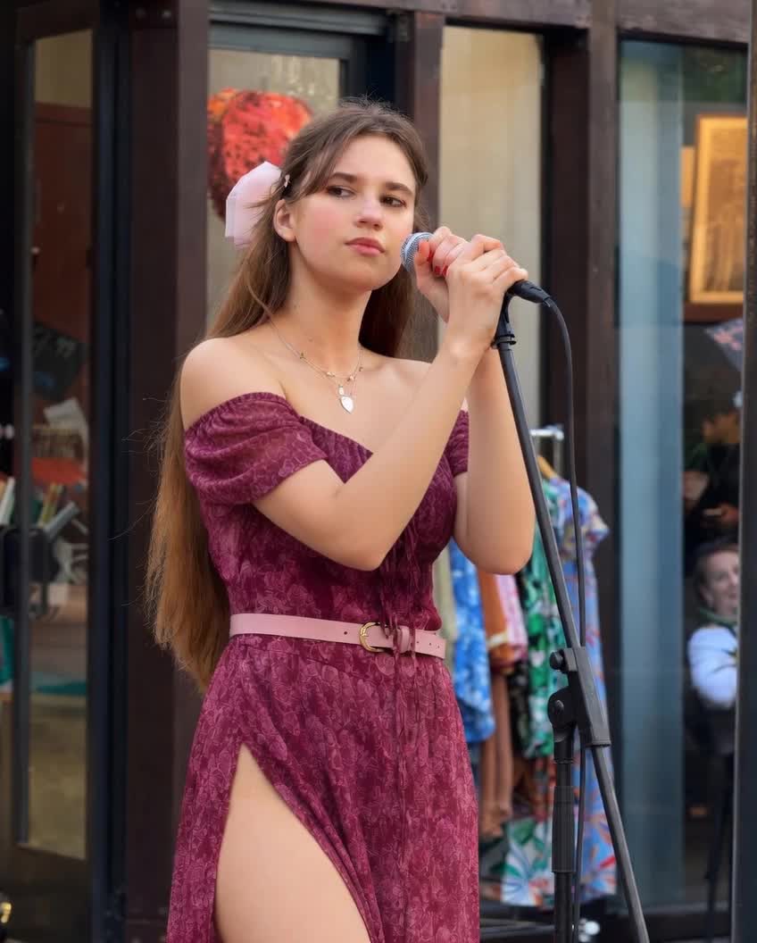 @Mon10k