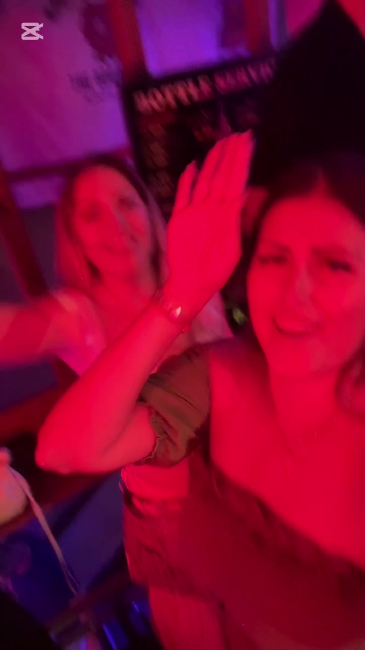 @Alexandra Mush&oacute;