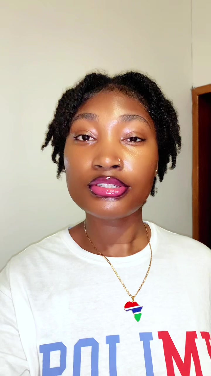 @QweenVee🎀