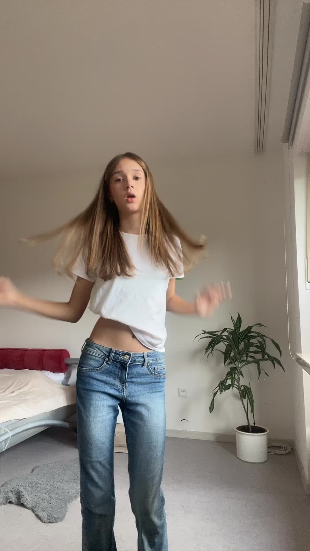 @машка
