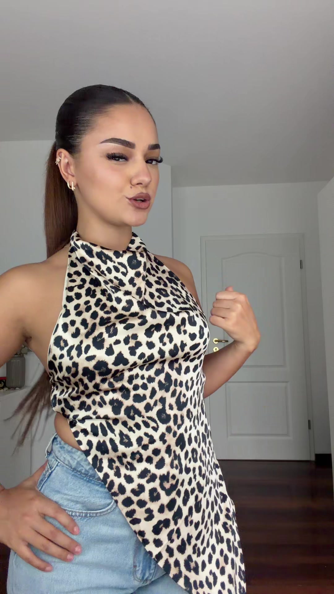 @𝐃𝐞𝐧𝐢𝐬𝐚 <𝟑
