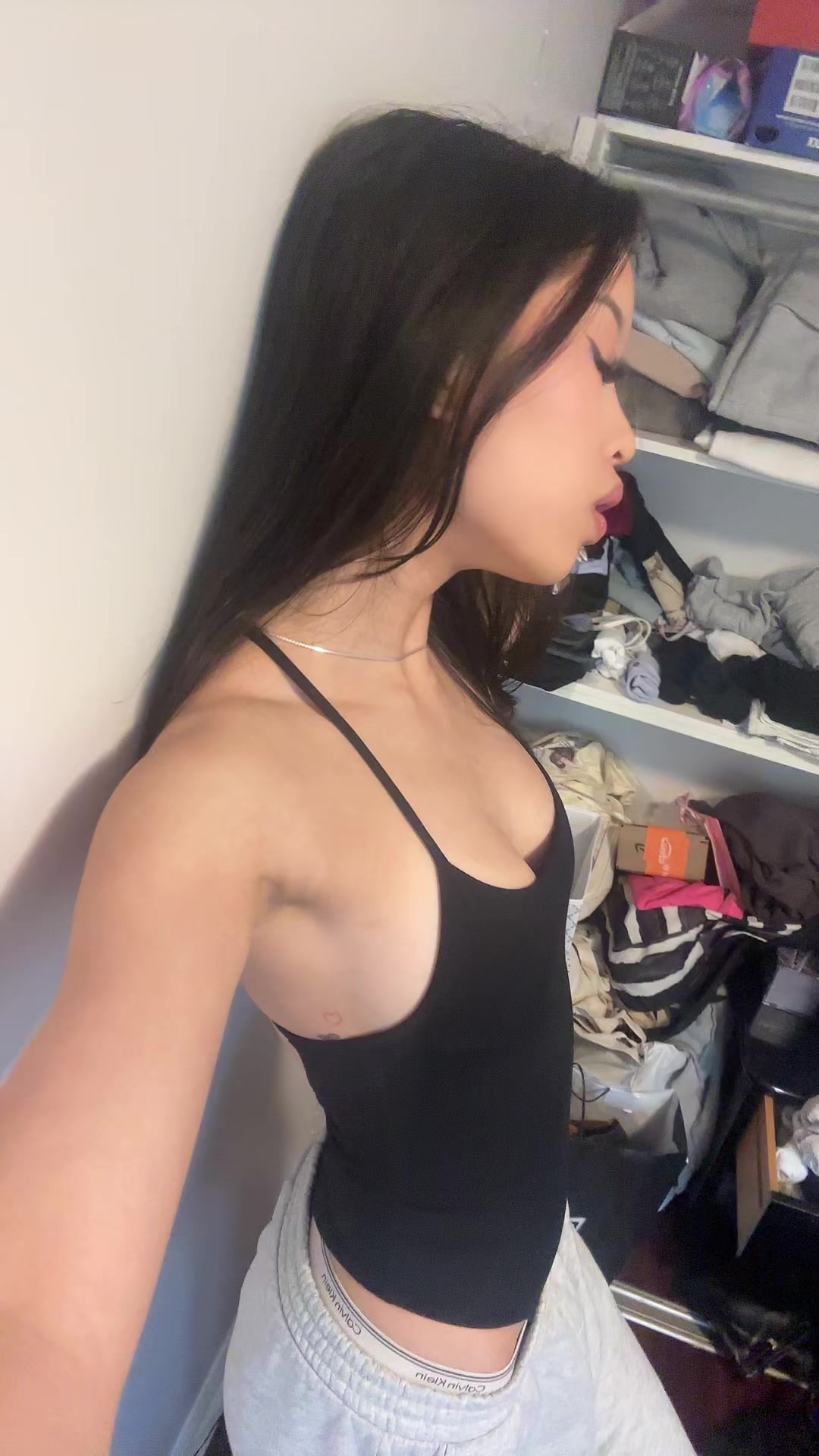 @nicole