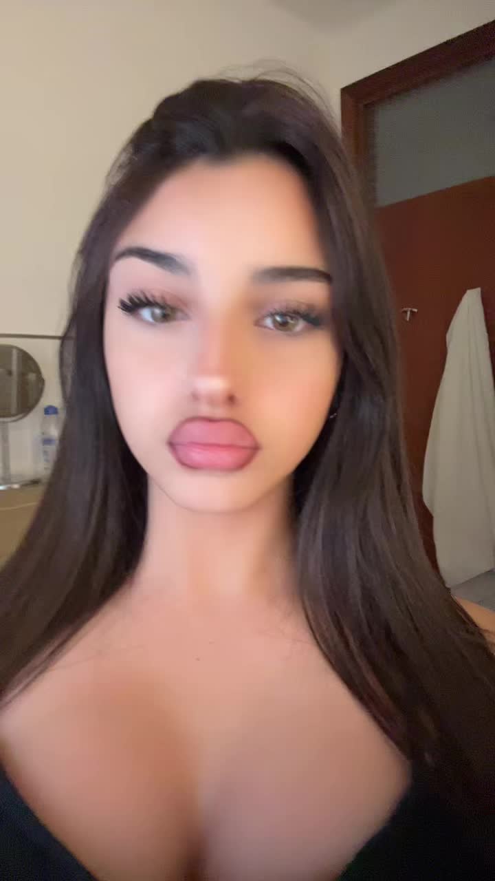 @𝑔𝒶