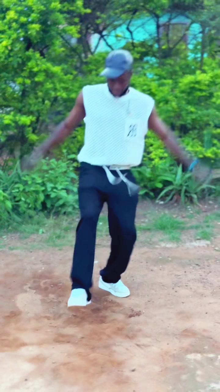 @Flamzy🇨🇲