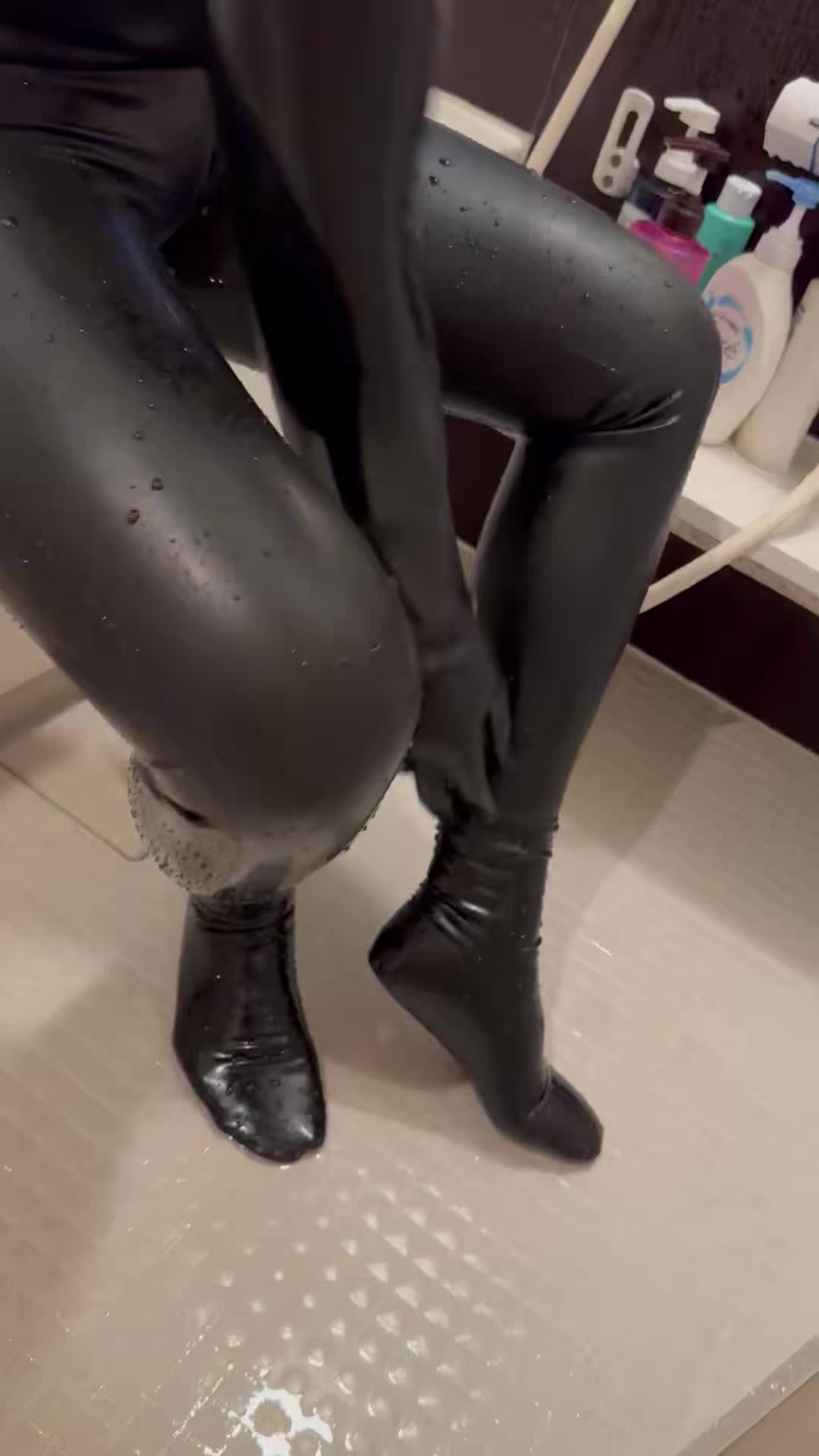 @DOMME🖤🕷️👢