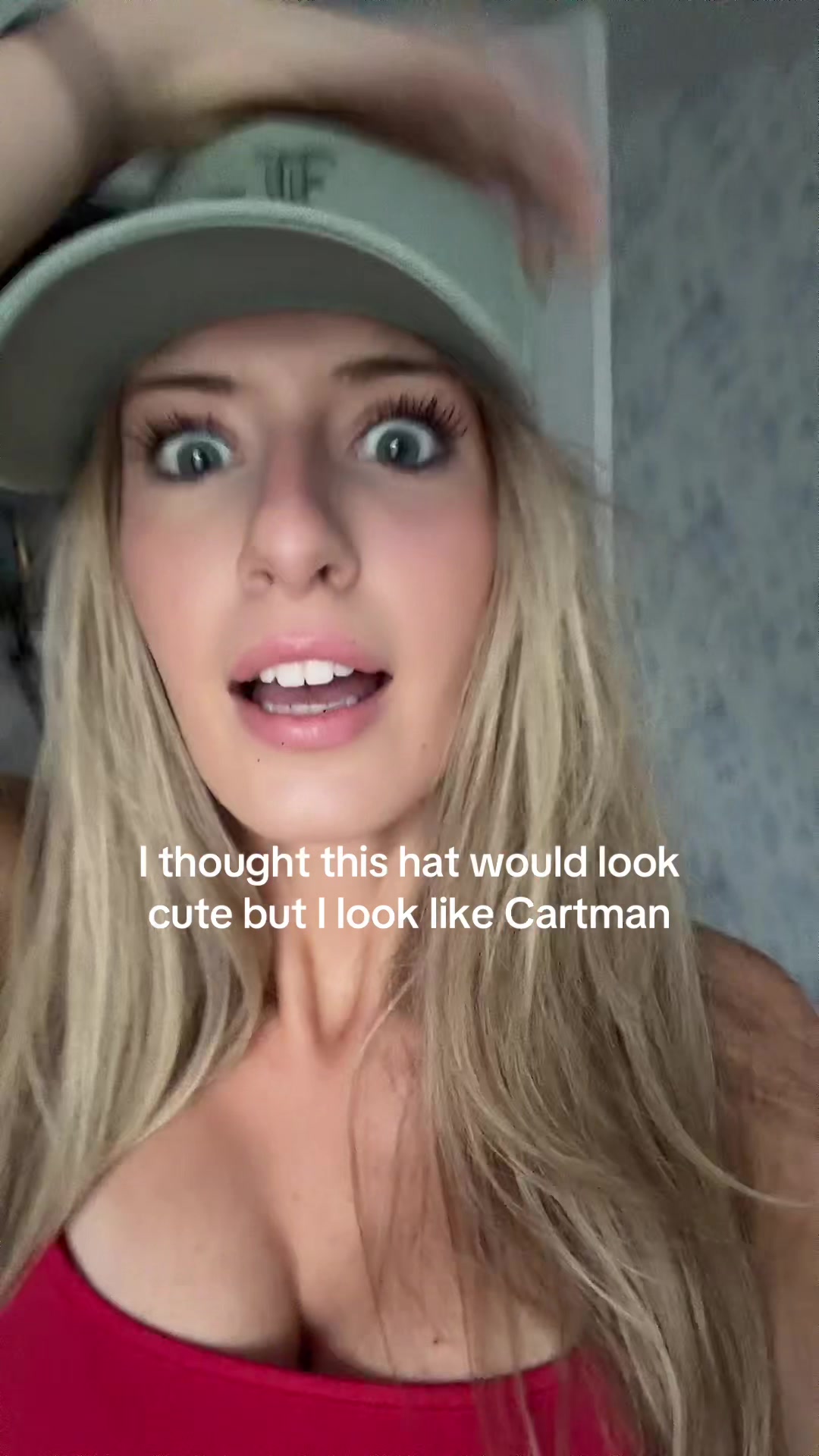 @hallie francesca🍌