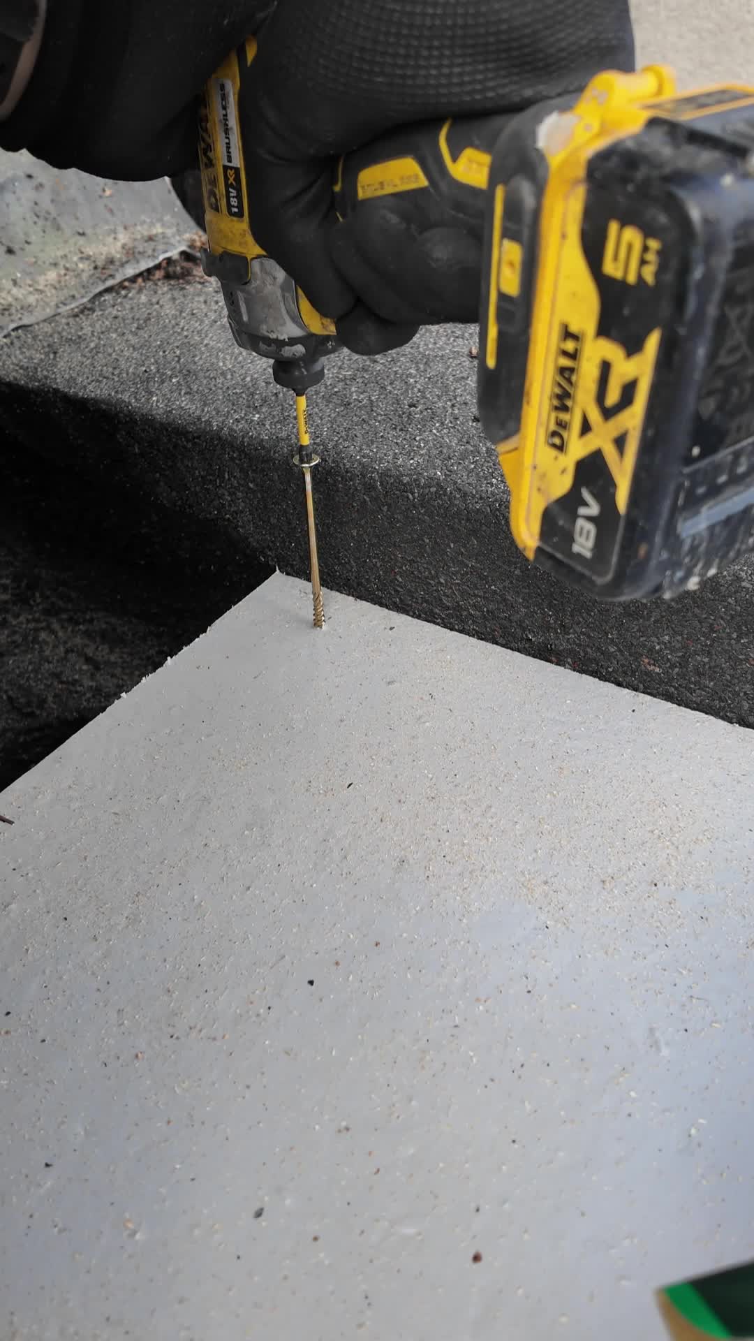 @Global Coatings/Roofing