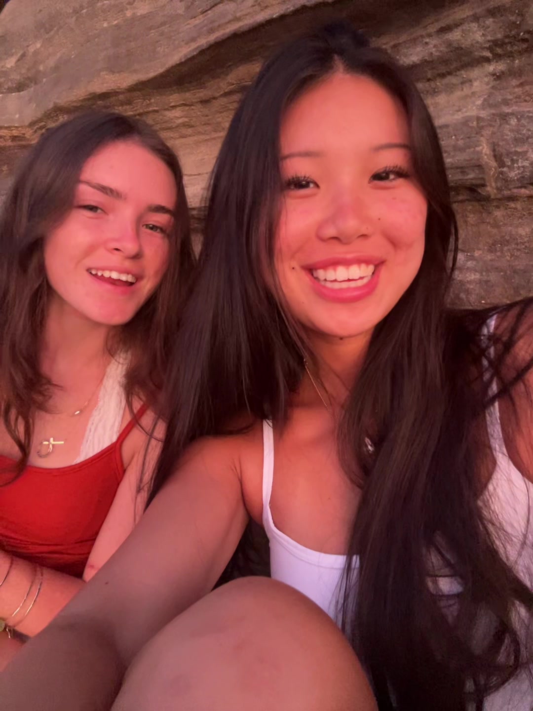@zoeekomo