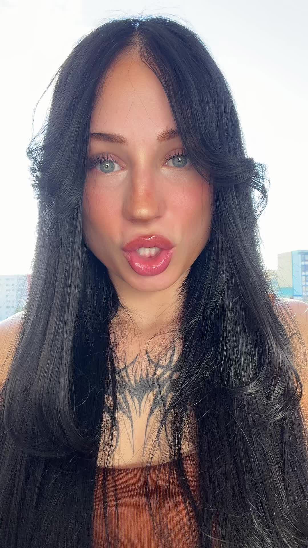 @antoinette_noir