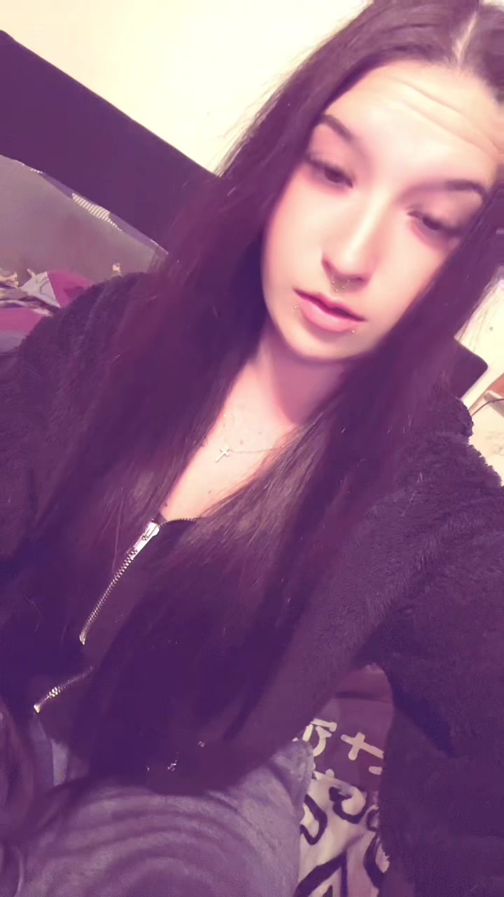 @ღ𝒞𝒽𝒶ℴ𝓈𝓆𝓊ℯℯ𝓃ღ