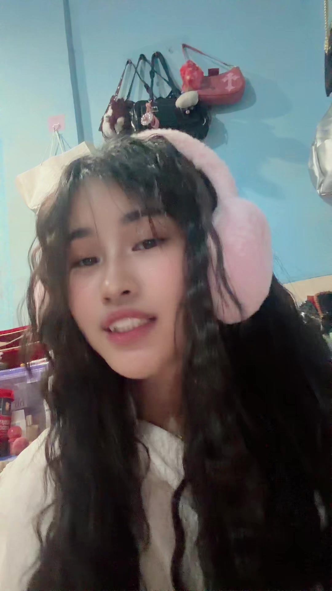 @🌹Eaint Myat Official🦂☘️
