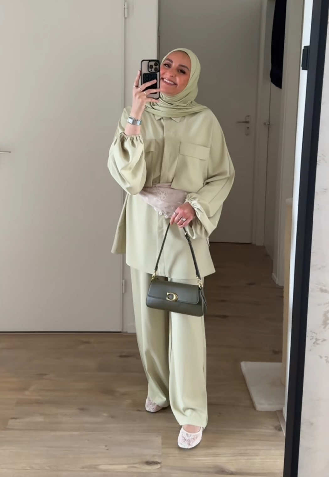 @SellieBelie🌻