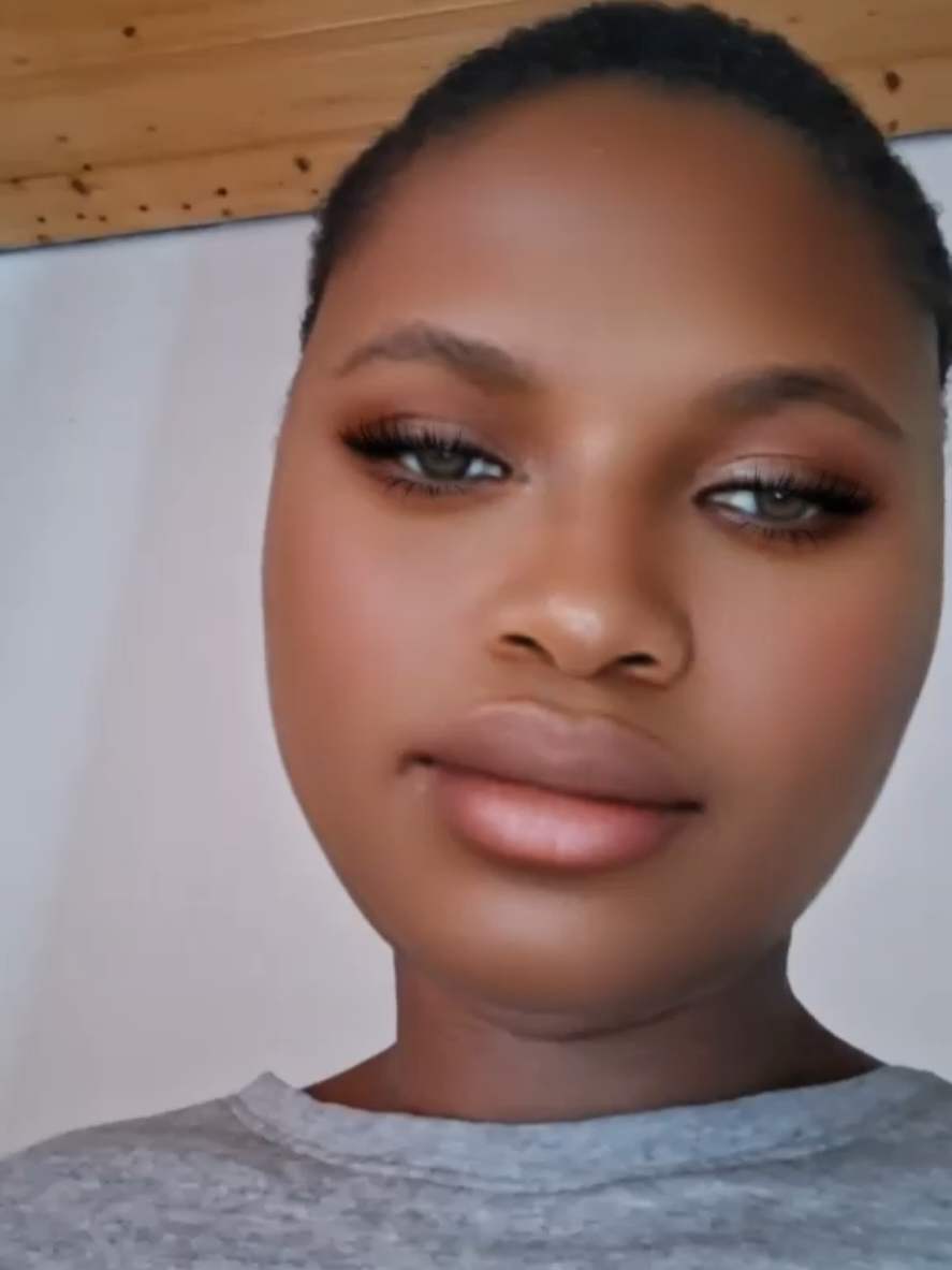 @Isabella