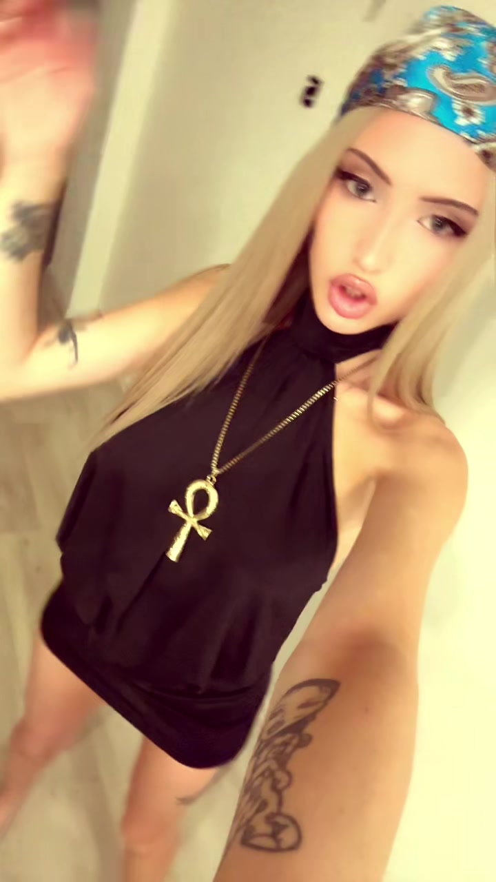 @Ksenia12m