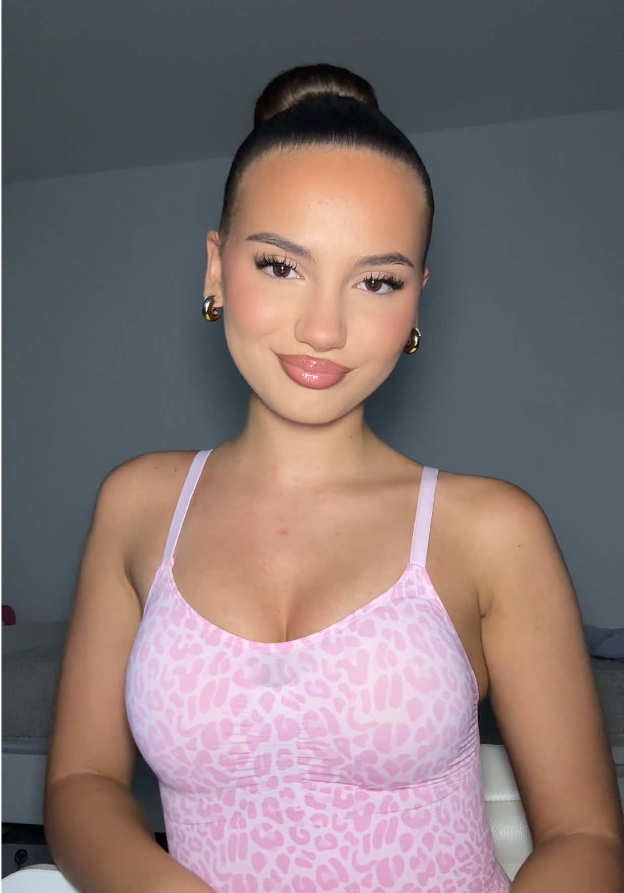 @𝖠𝗇𝗂𝗌𝖺
