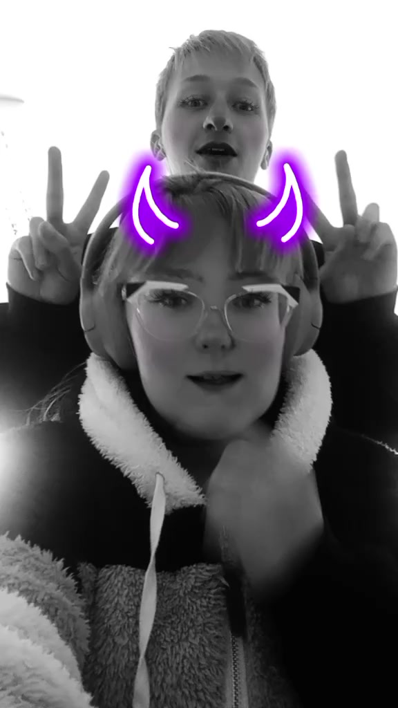 @Wolna2115🕷️🕸️
